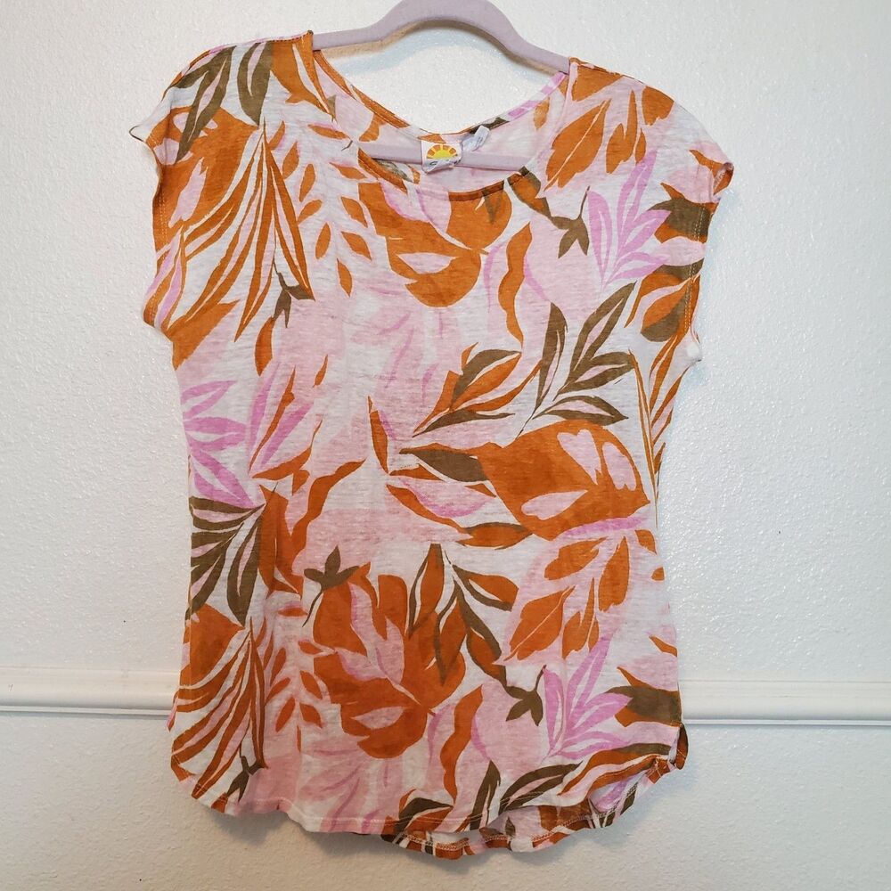 C&C California Top Linen Women’s Sz Medium Round Neck Stretch Leaves Peach‎